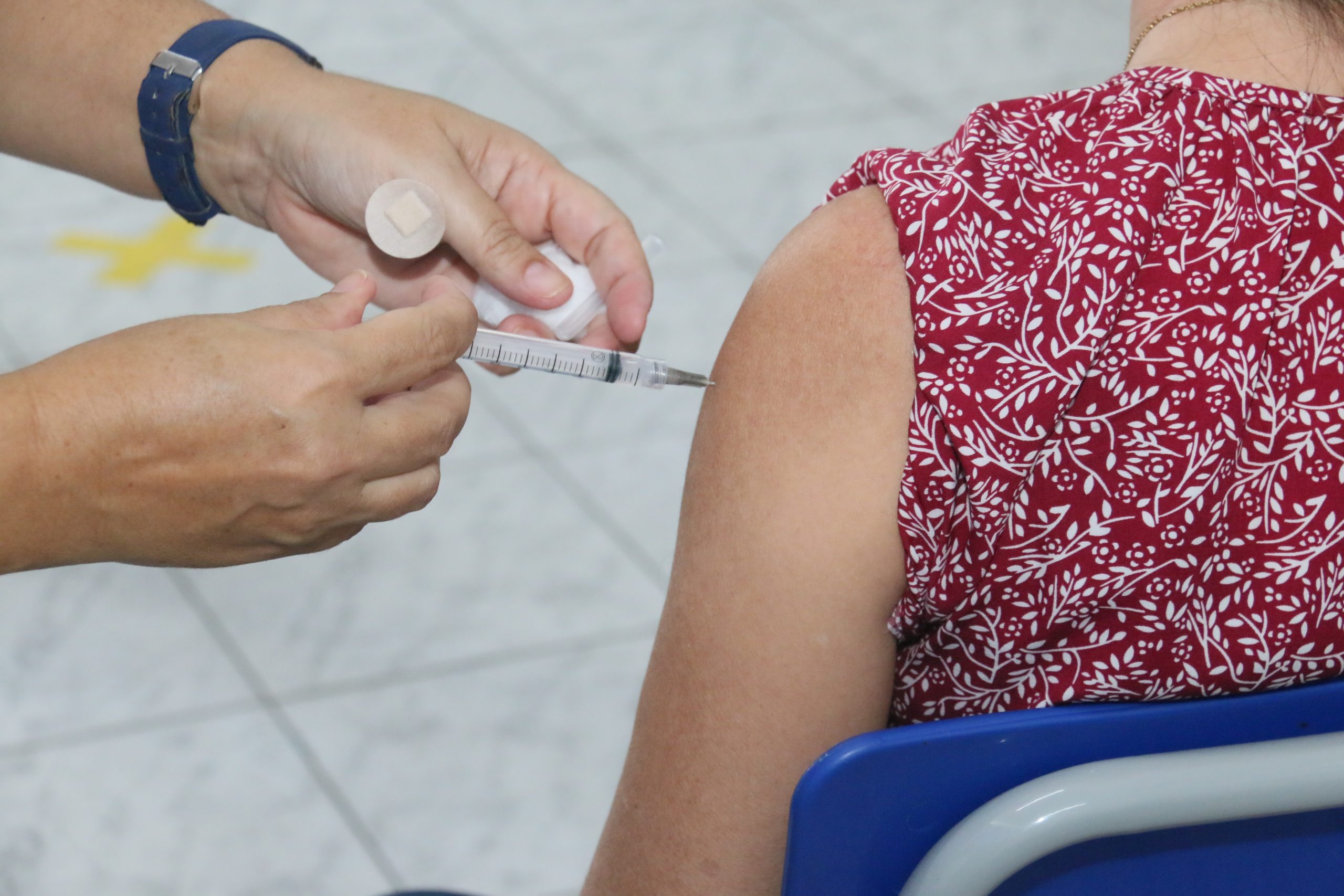 Vacina será aplicada em todas as UBSs (exceto Tabatinga) neste sábado (Foto: Luis Gava: Divulgação)