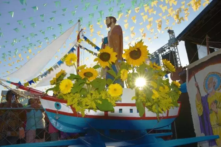 festa são pedro pescador ubatuba