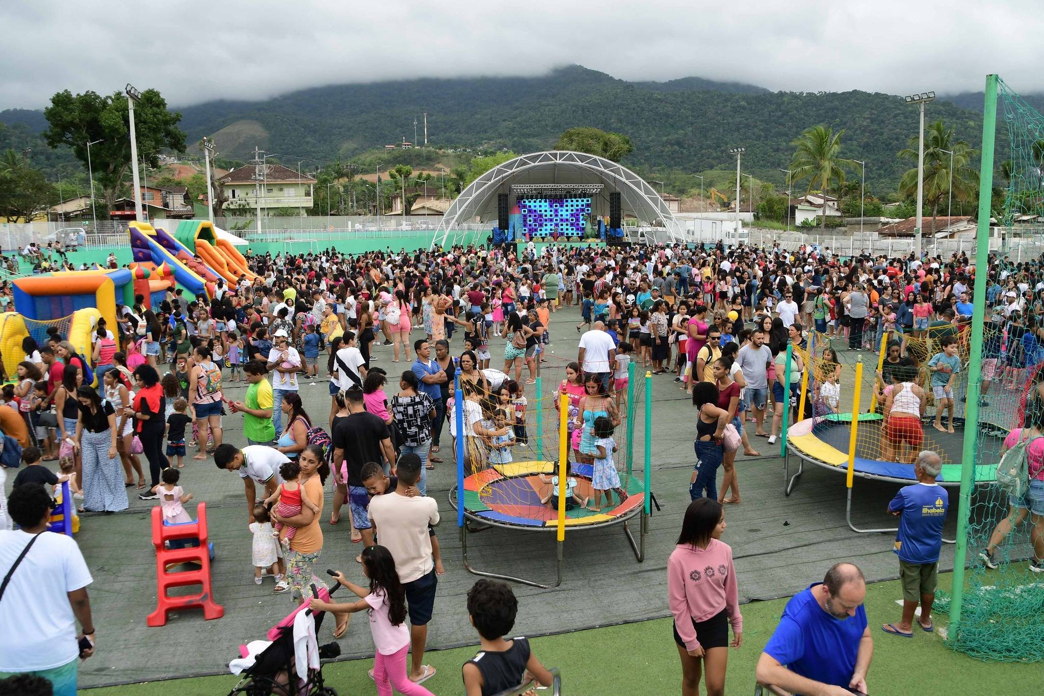 festa das crianças ilhabela