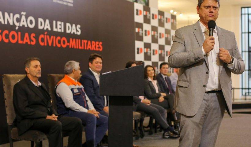 militares
