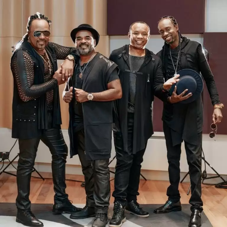 negritude junior ilhabela festival da tainha