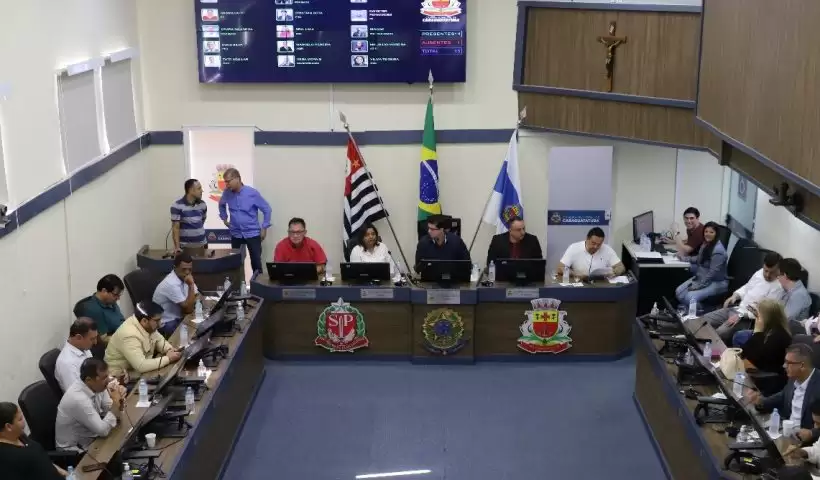 fogos caraguatatuba