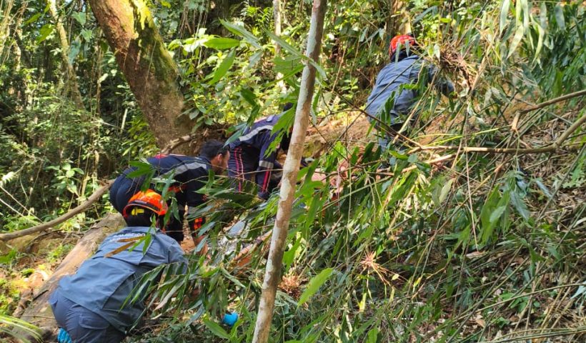 acidente de moto ribanceiras