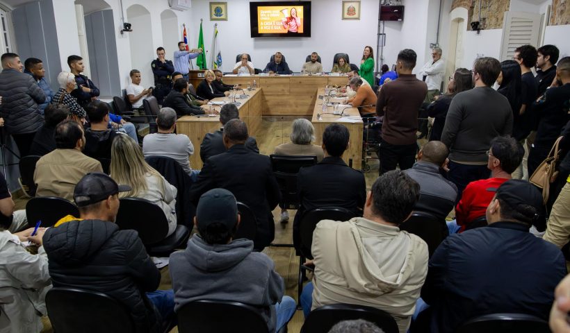 contas felipe augusto rejeitadas
