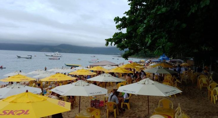 vendedores ambulantes ilhabela