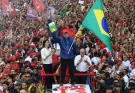 Presidente Lula vence virada histórica no 2º turno; Flávio Bolsonaro liderou no Litoral Norte